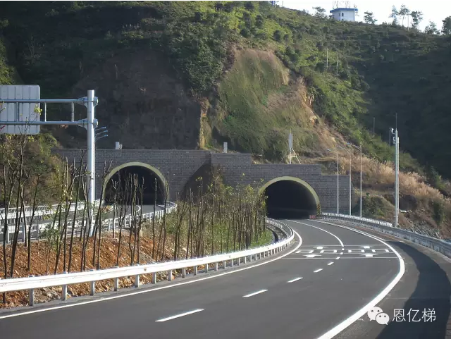 ���|��UPS�Դ�И�(bi��o)���������������B(y��ng)�o�C늹���